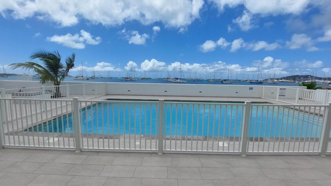 Appartement Pieds Dans L'Eau Vue Mer Acces Plage Et Piscine Marigot  Exterior foto